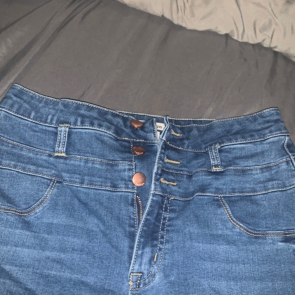 High rise size 6 jeans